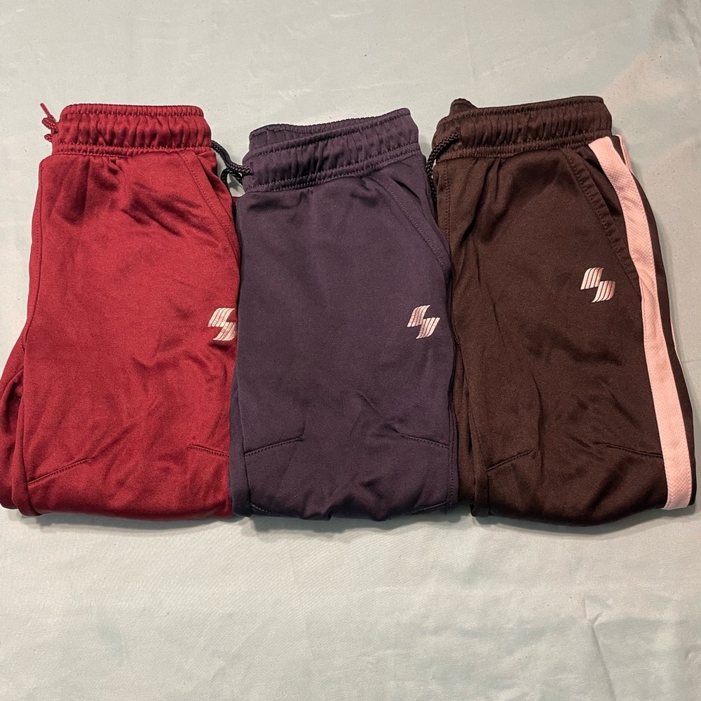 Bundle- Three pair of boys joggers. Size 5/6